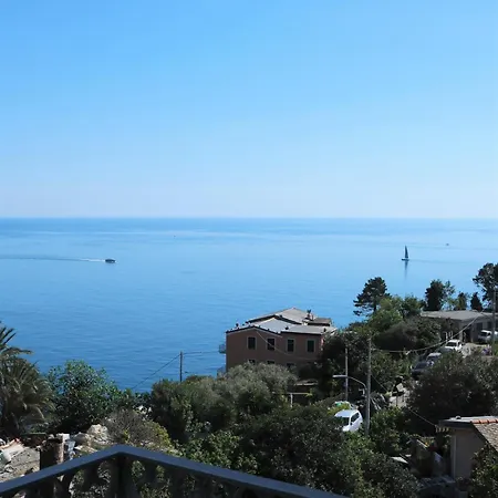 My Place Your Place Corniglia