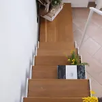 My Place Your Place * קורניליה