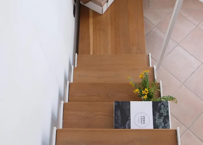 My Place Your Place * Corniglia