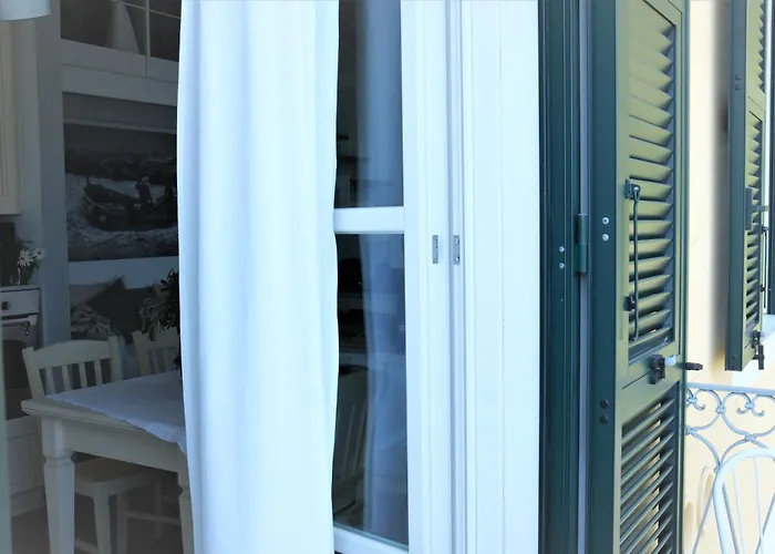 My Place Your Place * Corniglia